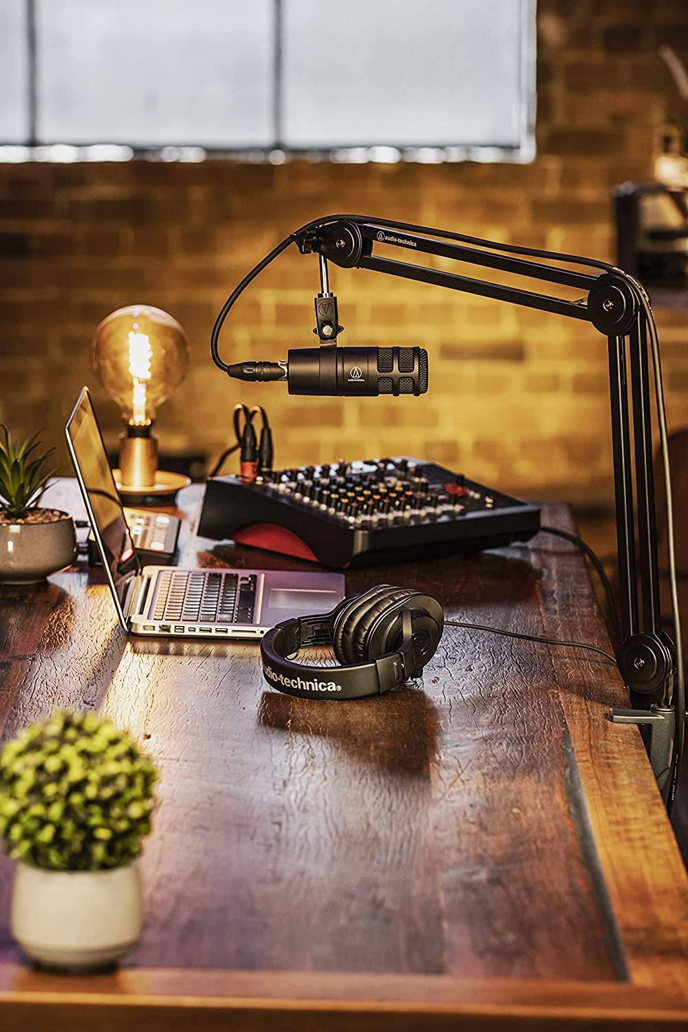 Audio-Technica AT2040 Hypercardioid Dynamic Podcast Microphone - Golchha Computers