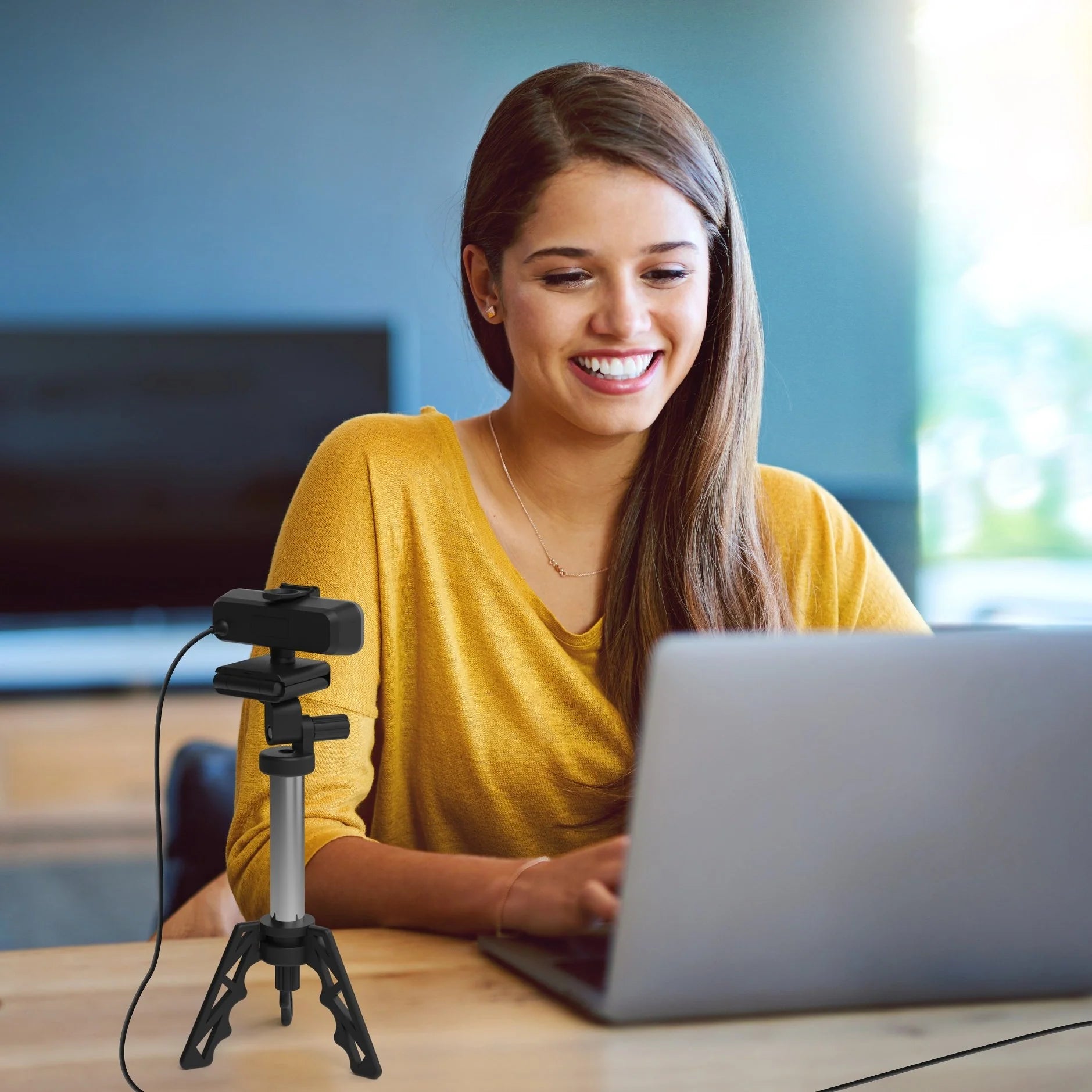 J5create USB 4K Ultra HD Webcam- Support 4K at 30FPS or 1080P at 60FPS - Ideal for Live streaming - GOLCHHA COMPUTERS 